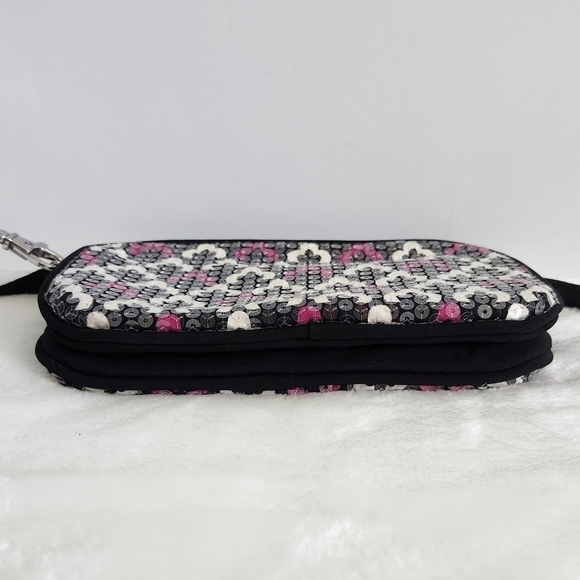 VERA Bradley Shimmer Canterberry Magenta Black White Wallet Wristlet Handbag